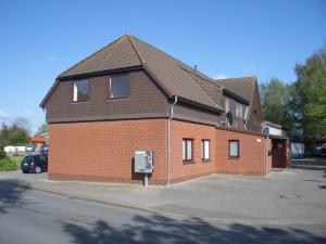 Mehrfamilienhaus mit 5 Einzimmerwohnungen & 2 Dreizimmerwohnungen